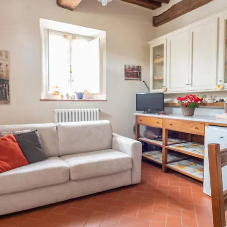 Apartment Corteverdemareversilia