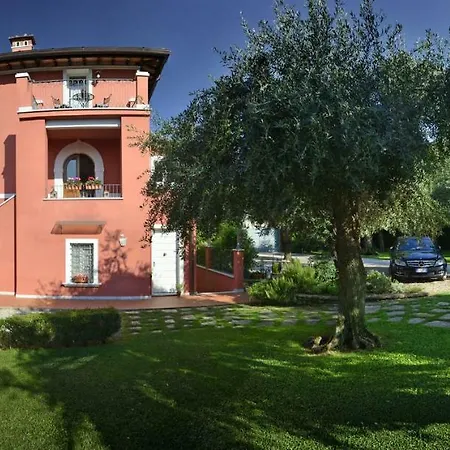 In Versilia Apartment